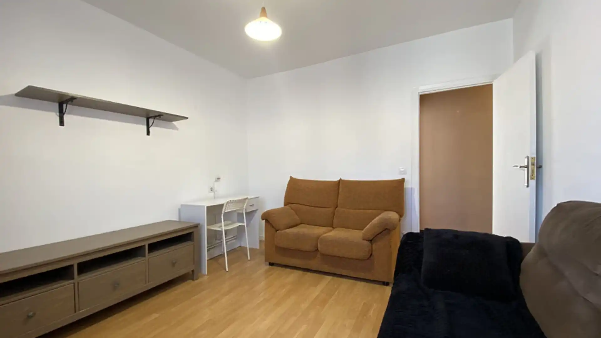 Living room of Flat for sale in Vitoria - Gasteiz  with Heating, Terrace and Storage room