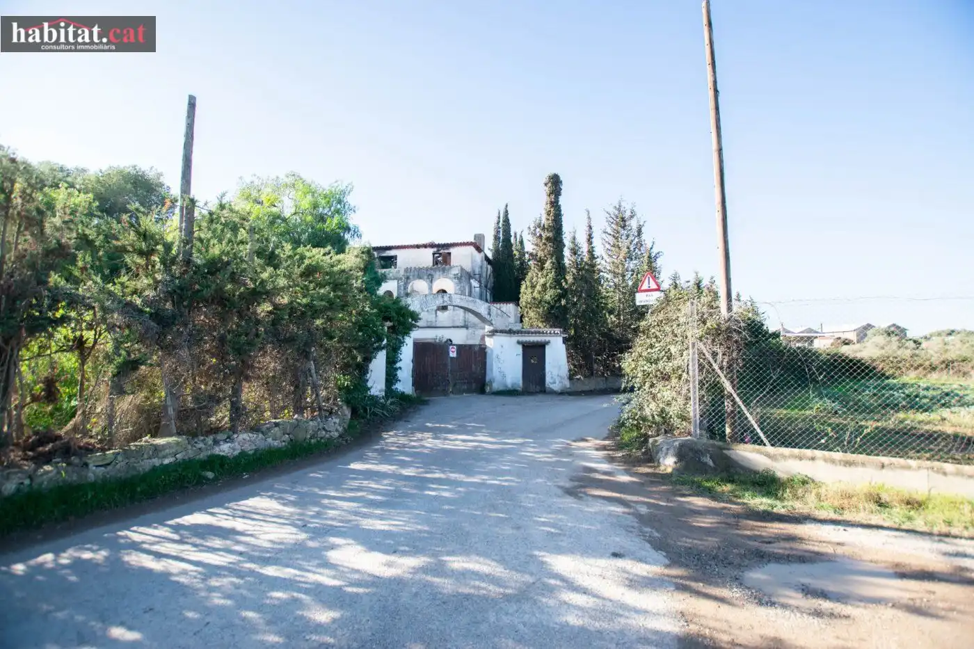 Vista exterior de Finca rústica en venta en Vilanova i la Geltrú con Jardín privado y Terraza
