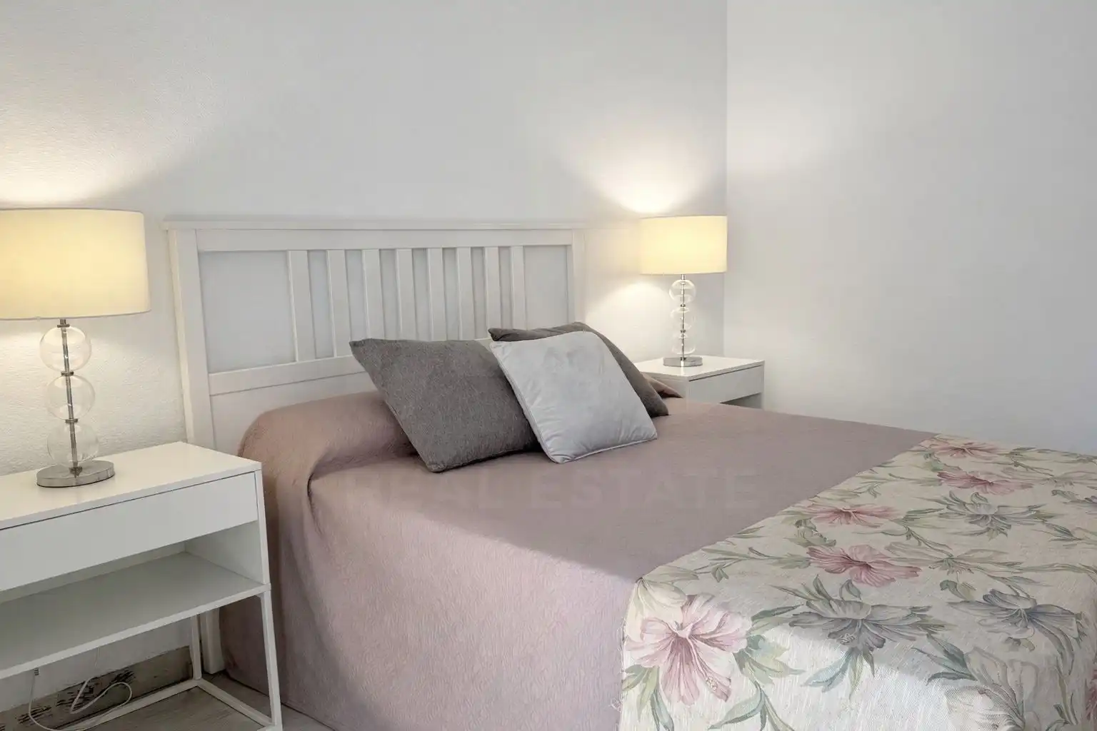 Bedroom of Flat for sale in Marbella  with Air Conditioner and Terrace