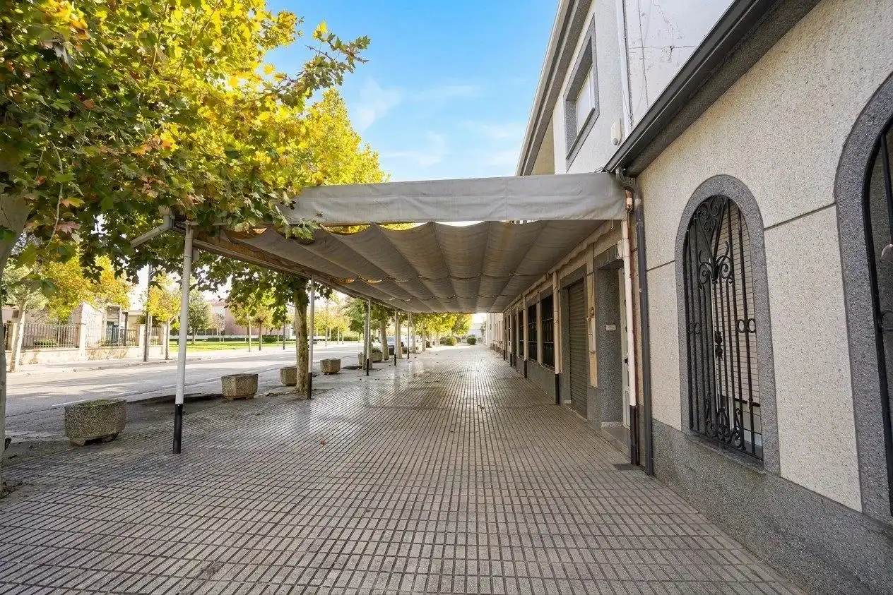 Vista exterior de Local en venta en Guadiana, Badajoz