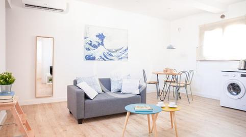 Photo 2 of Flat to rent in C. de Joaquín Costa, El Raval, Barcelona