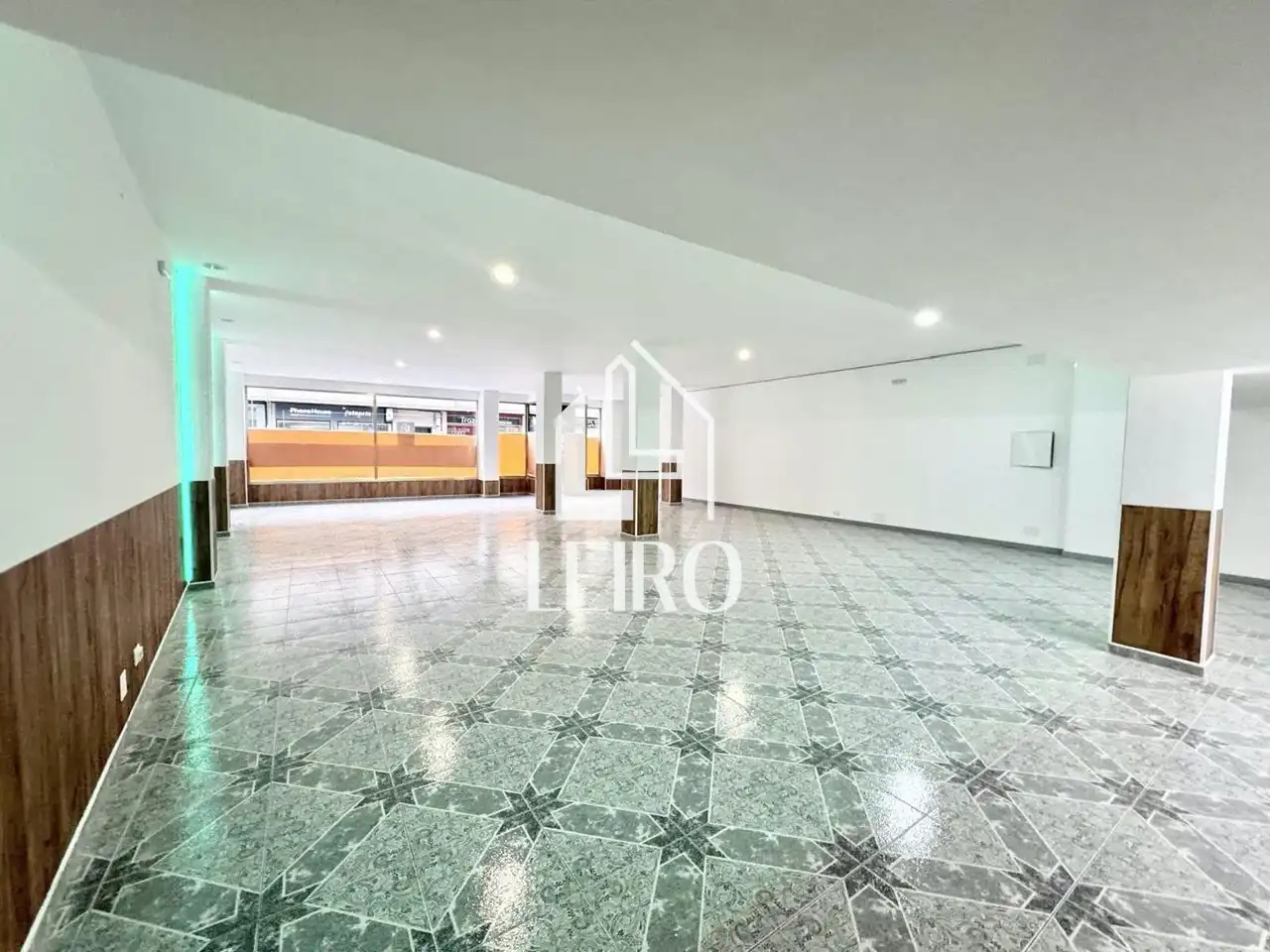 Local comercial en venda a Vilagarcía, imagen 5
