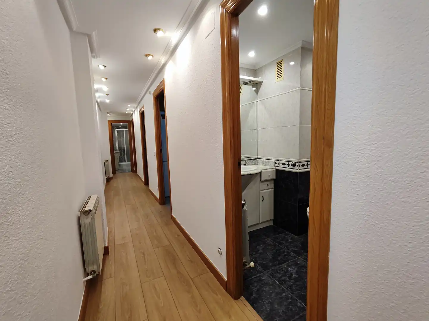 Pis en venda en  Logroño amb Calefacció, Parquet i Balcó