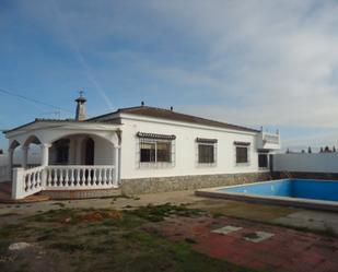 Vista exterior de Casa o xalet en venda en Las Gabias amb Jardí privat, Terrassa i Piscina