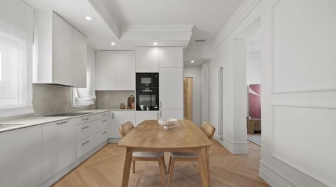 Photo 5 of Flat for sale in De Alcántara, Lista, Madrid Capital