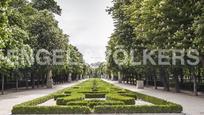 Vista exterior de Casa o xalet en venda en  Madrid Capital amb Aire condicionat, Calefacció i Jardí privat