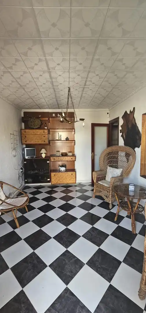 Sala de estar de Casa adosada en venta en Torrevieja con Jardín privado, Trastero y Amueblado