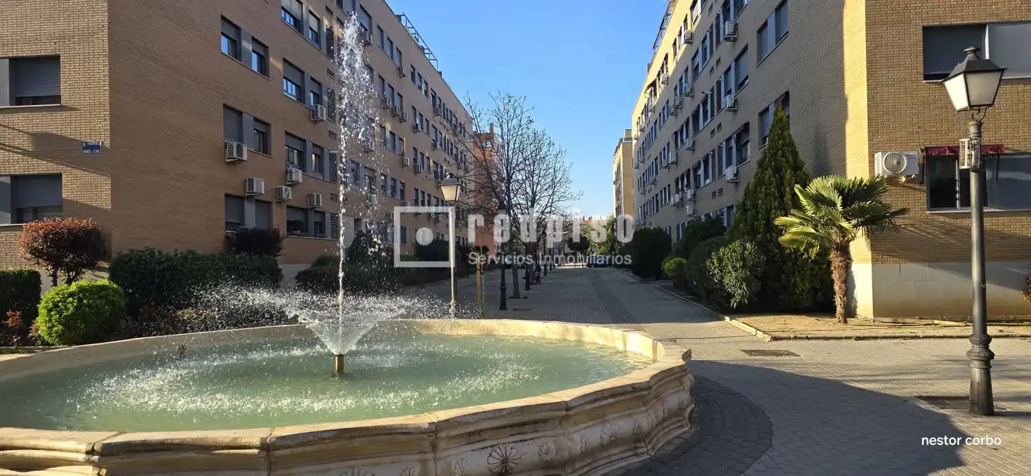 Exterior view of Flat for sale in Torrejón de Ardoz  with Heating, Private garden and Parquet flooring