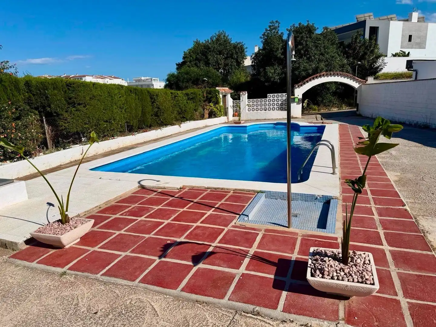 Casa amb piscina en venda a tulipanes