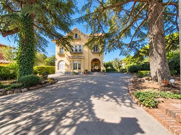 Casa con balcón en venta en Carretera de Cànoves