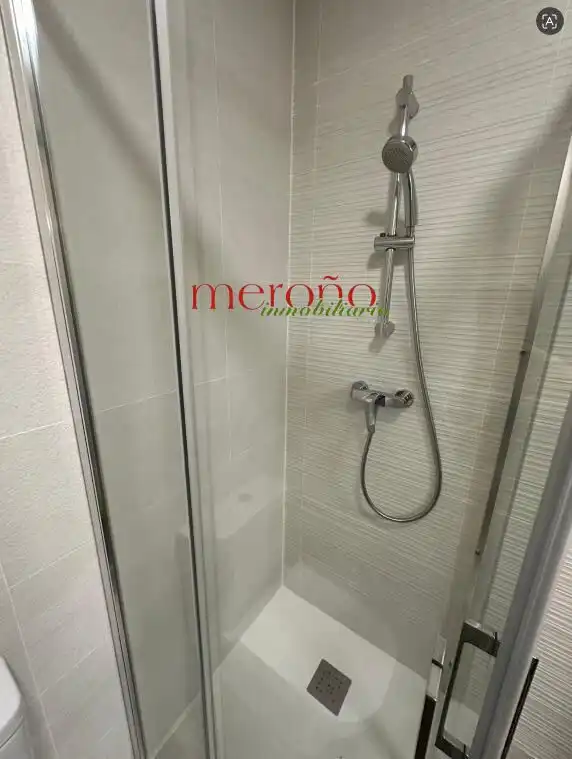 Bathroom of Flat for rent in Elche / Elx  with Air Conditioner and Furnished