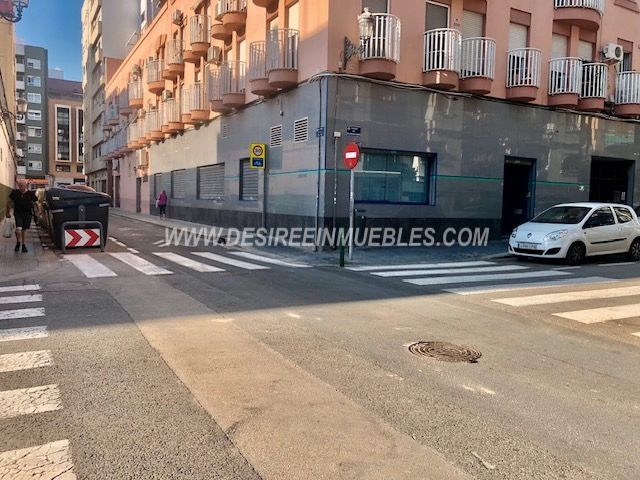 Exterior view of Premises to rent in  Valencia Capital  with Air Conditioner and Heating