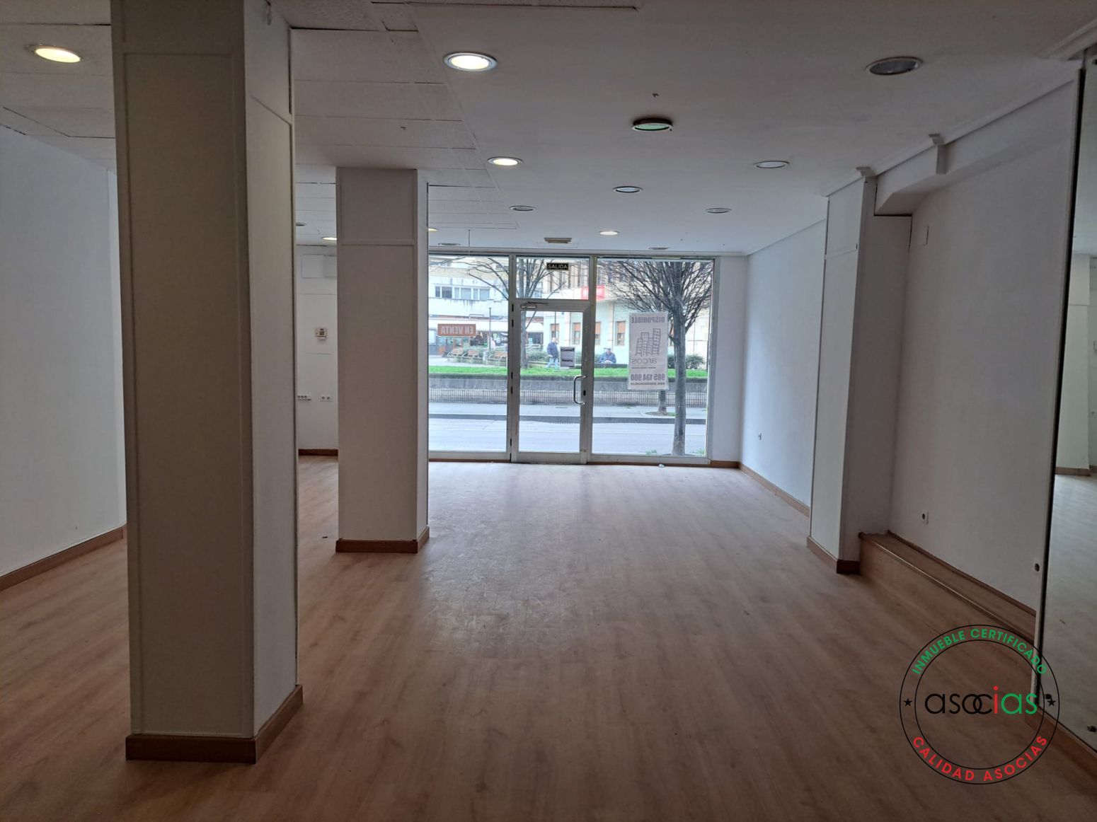 Local en venta en Gijón  con Terraza