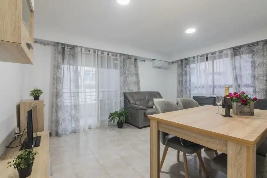 Wohnung mit Aufzug zum Verkauf in Calle Francisco Santamaría 19, imagen 2