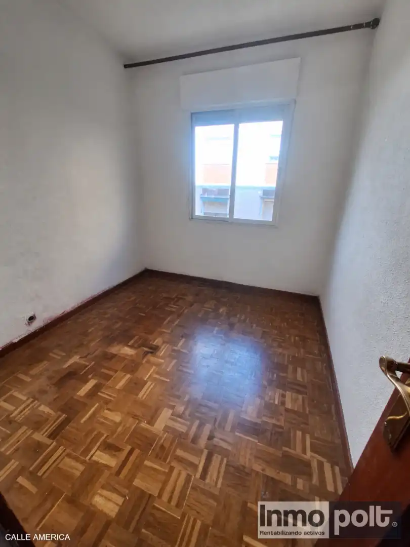 Bedroom of Flat for sale in Móstoles  with Oven and Balcony