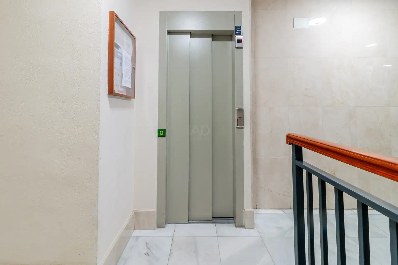 Piso en venta en Madrid con Calefacción y Terraza
