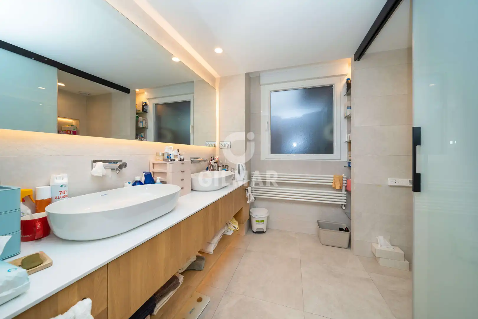 Baño de Dúplex en venta en Madrid con Calefacción, Jardín privado y Trastero
