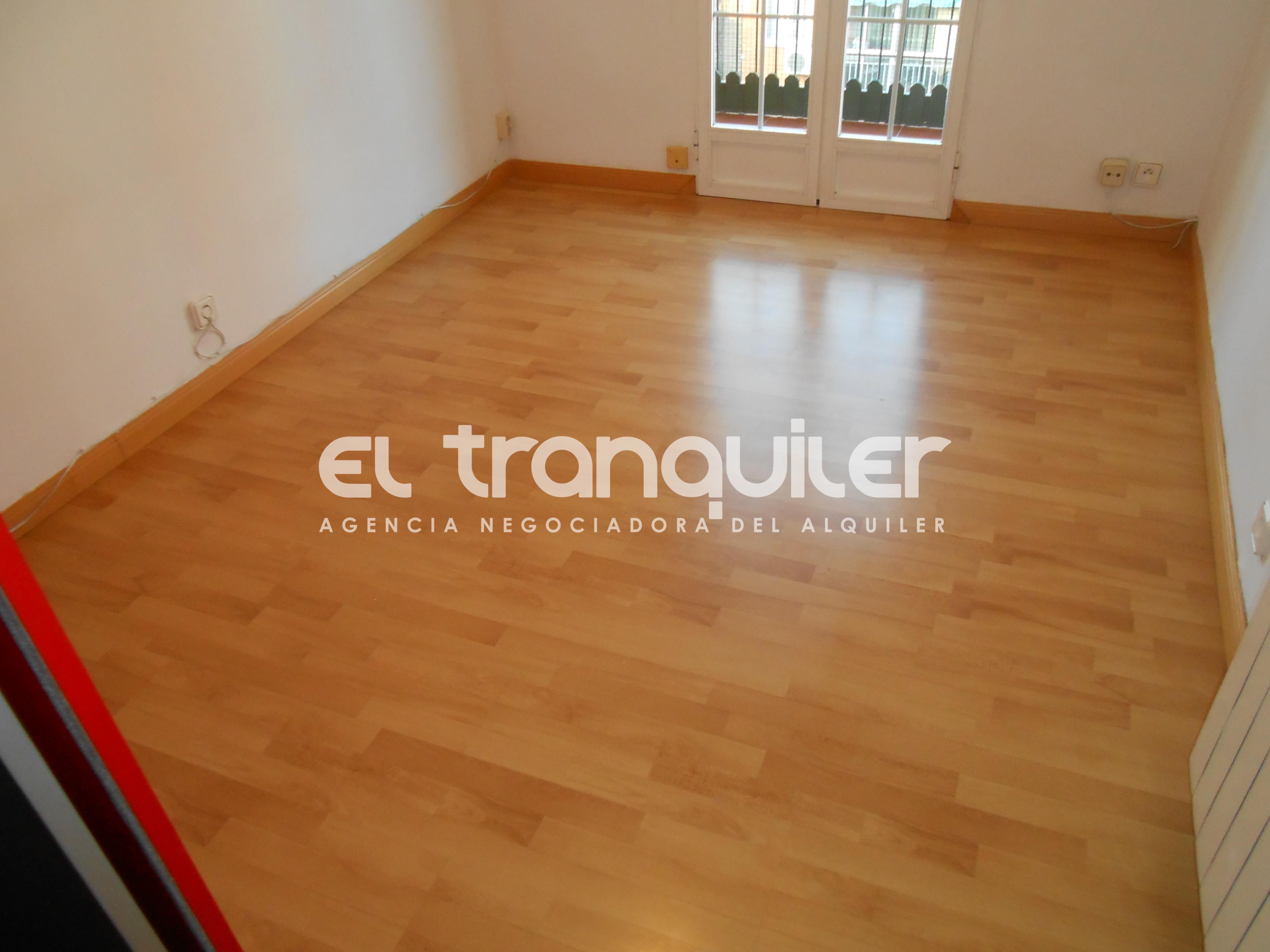 Living room of Flat for sale in  Madrid Capital  with Air Conditioner, Terrace and Storage room