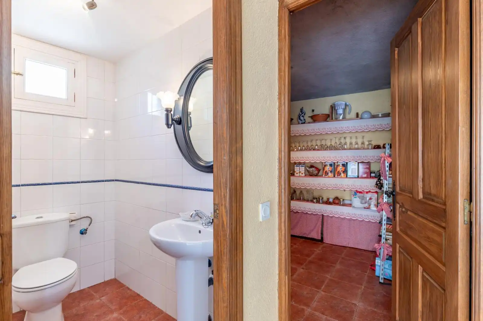 Bany de Casa o xalet en venda en Navaconcejo amb Aire condicionat, Calefacció i Forn