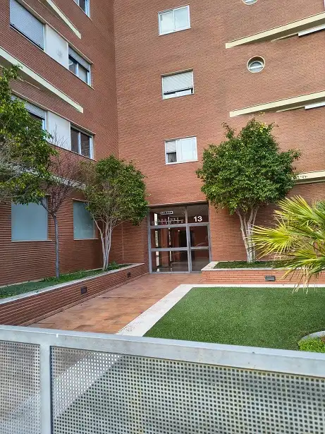Vista exterior de Pis en venda en Castellón de la Plana / Castelló de la Plana amb Balcó