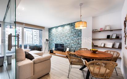 Living room of Apartment for sale in  Valencia Capital  with Air Conditioner, Terrace and Swimming Pool