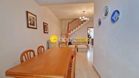 Foto 3 de Casa adosada en venda a El Barato, Barcelona