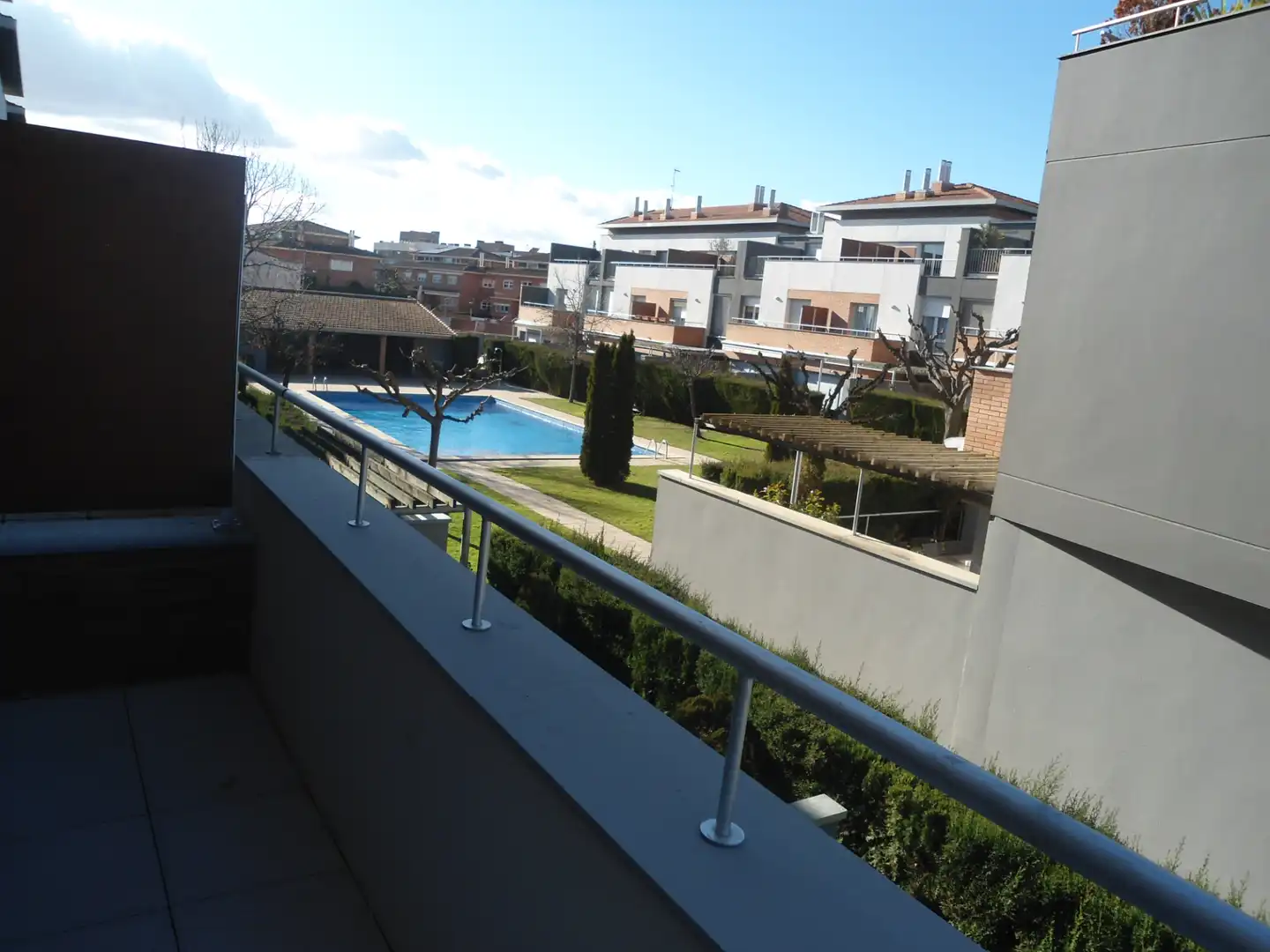 Terraza de Casa adosada de alquiler en Alpicat con Aire acondicionado, Calefacción y Jardín privado