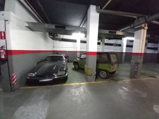 Garaje en Venta en de Violant d'Hongria Reina d'Aragó en Sants