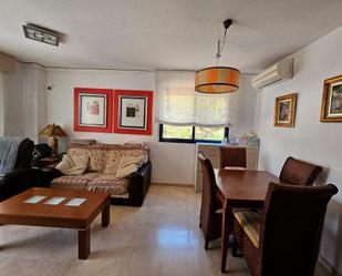 Living room of Flat for sale in Guardamar de la Safor  with Air Conditioner, Terrace and Balcony