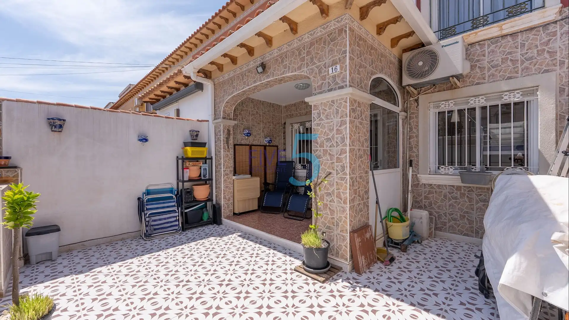 Terraza de Casa adosada en venta en Torrevieja con Aire acondicionado, Terraza y Piscina