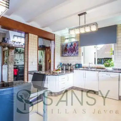 Chalet con piscina en venta en Zona Pueblo, imagen 16