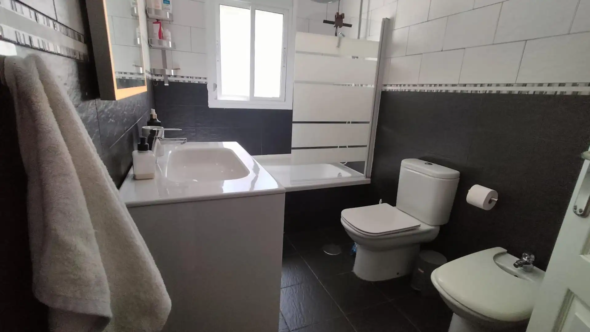 Bany de Pis en venda en Málaga amb Aire condicionat i Calefacció