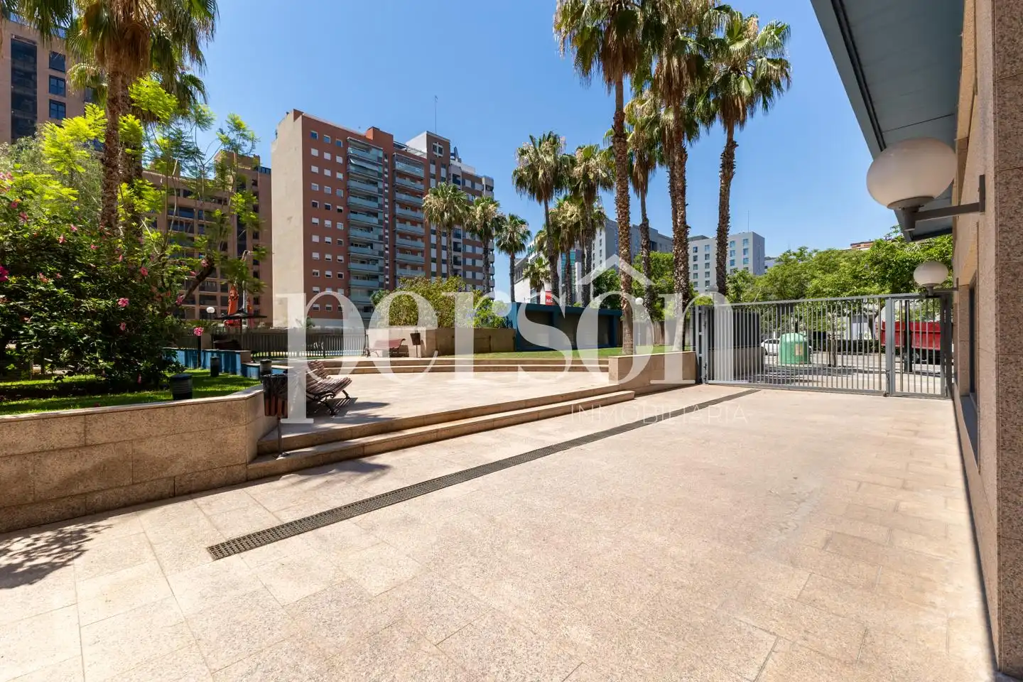 Exterior view of Flat for rent in Valencia  with Air Conditioner, Heating and Private garden