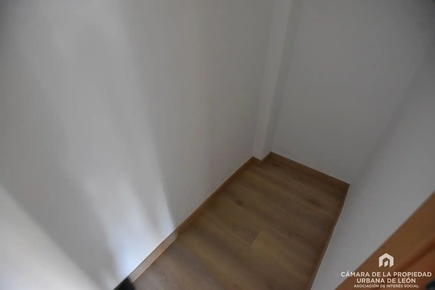 Piso de alquiler en León Capital  con Calefacción
