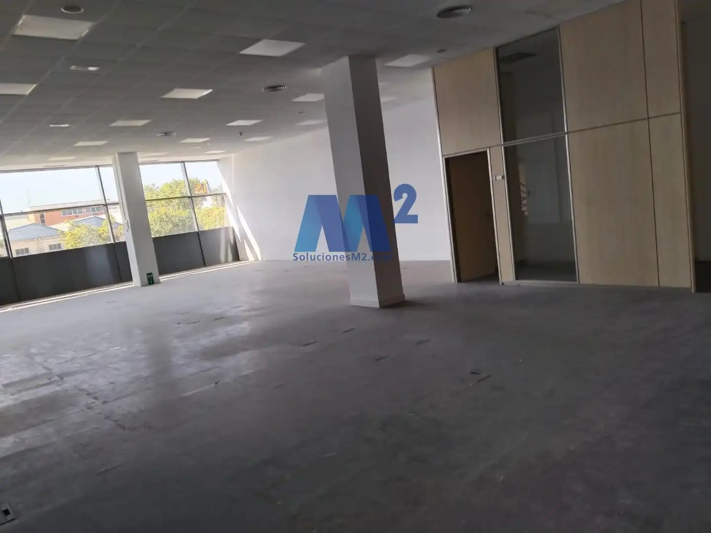 Oficina de alquiler en Valportillo Primera, Zona Industrial