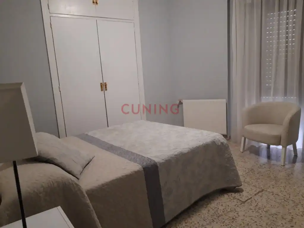 Bedroom of Flat for rent in Cáceres