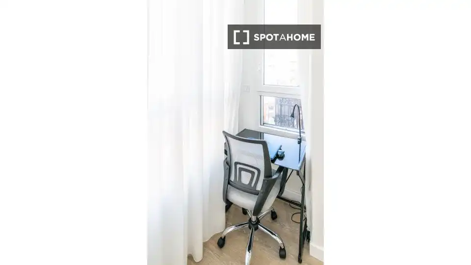Flat with terrace to rent in L'Eixample, imagen 7