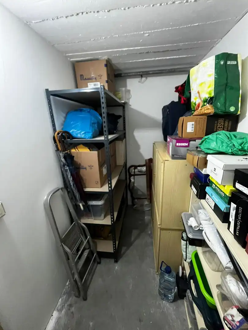 Flat for sale in Zaragoza  with Air Conditioner, Heating and Storage room