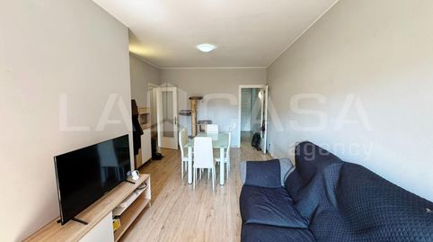 Foto 2 de Piso en venta en Joan Prim, Granollers
