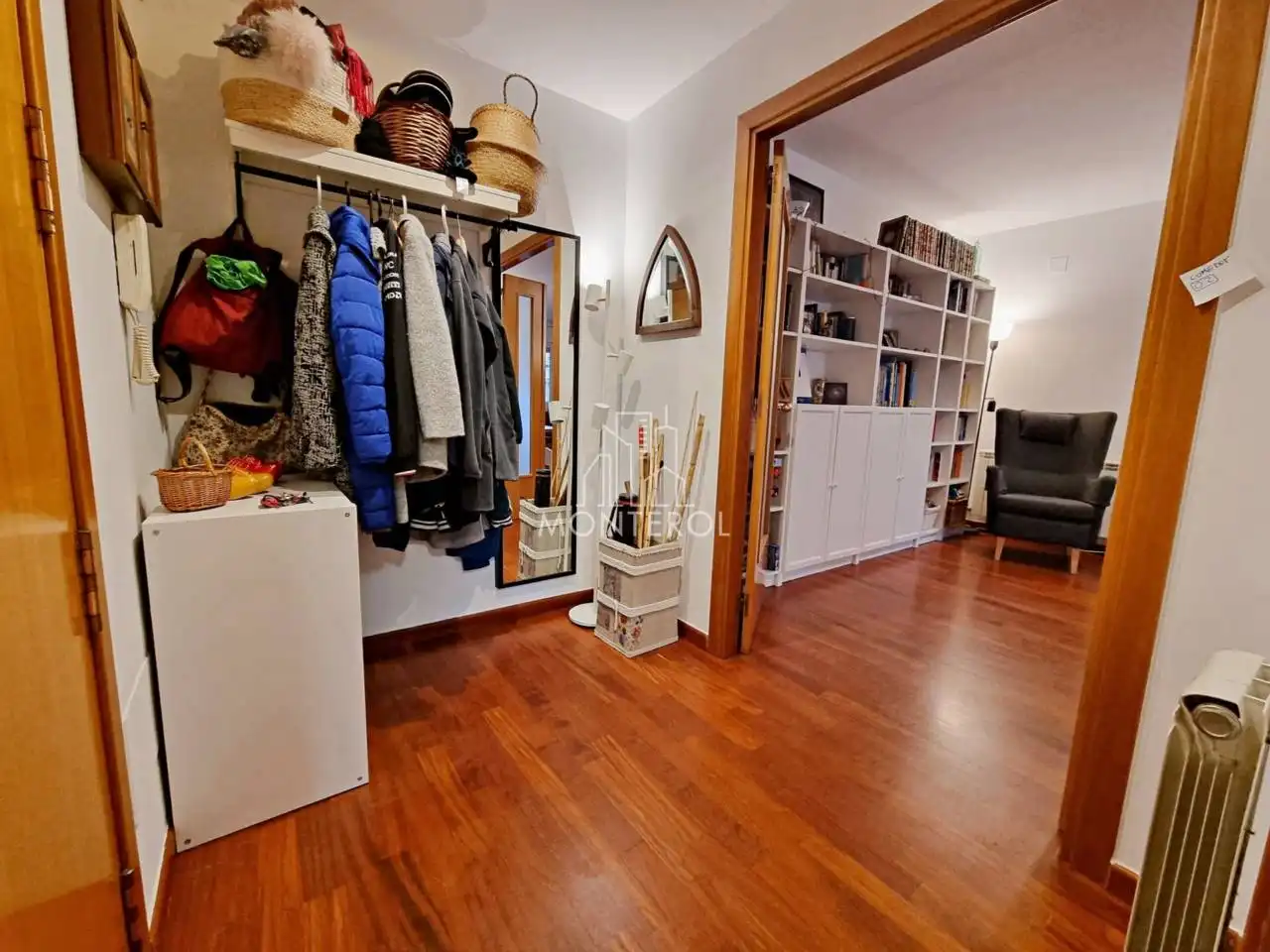 Piso en venta en Cerdanyola del Vallès con Aire acondicionado, Calefacción y Parquet