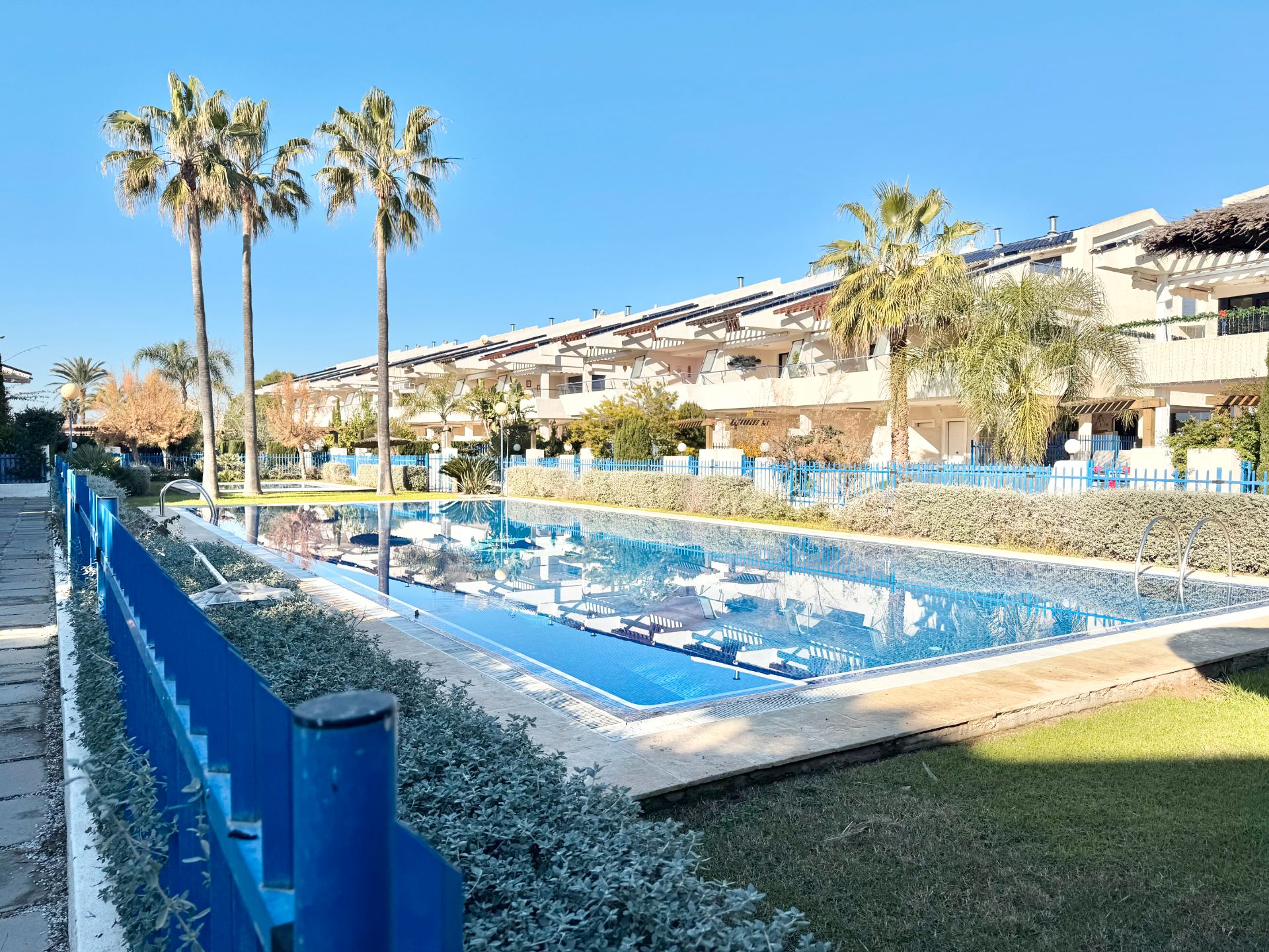 Swimming pool of Single-family semi-detached to rent in Sagunto / Sagunt  with Air Conditioner, Heating and Terrace