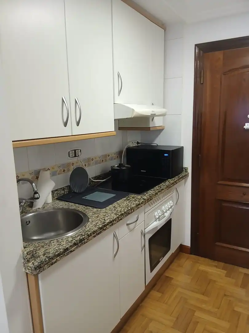 Küche von Wohnung zur Miete in Gijón  mit Heizung und Parkett