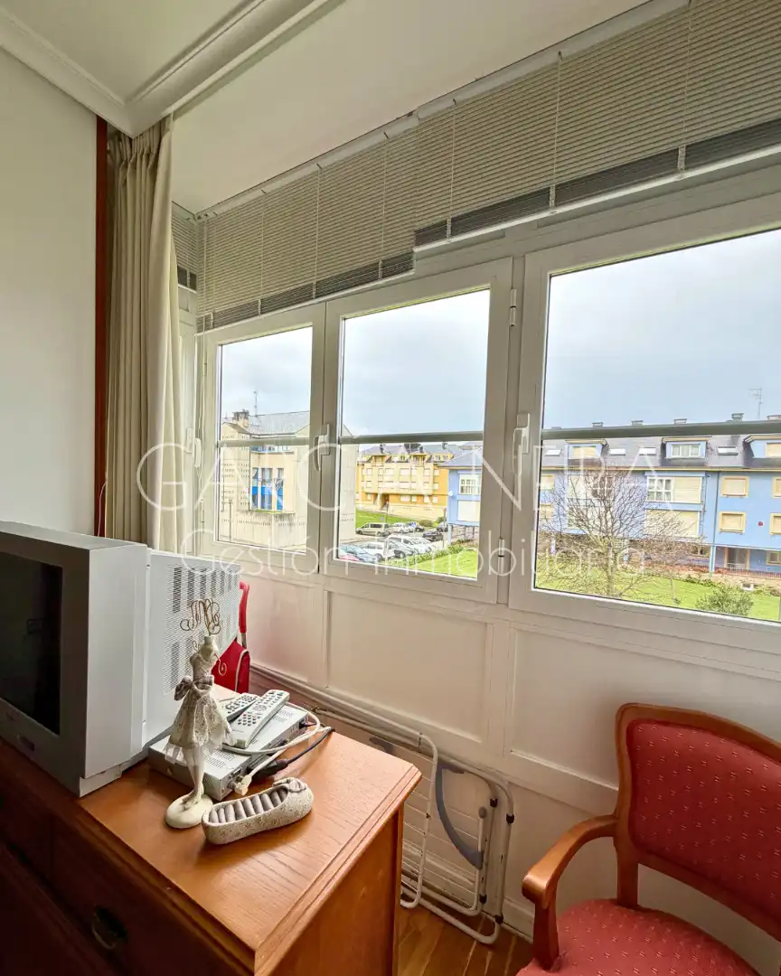 Habitación de Piso en venta en Navia con Calefacción, Parquet y Amueblado