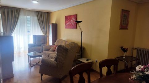 Foto 4 de Piso en venta en Flores de Sil - La Placa, Ponferrada