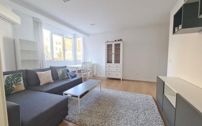 Living room of Flat to rent in  Madrid Capital  with Air Conditioner