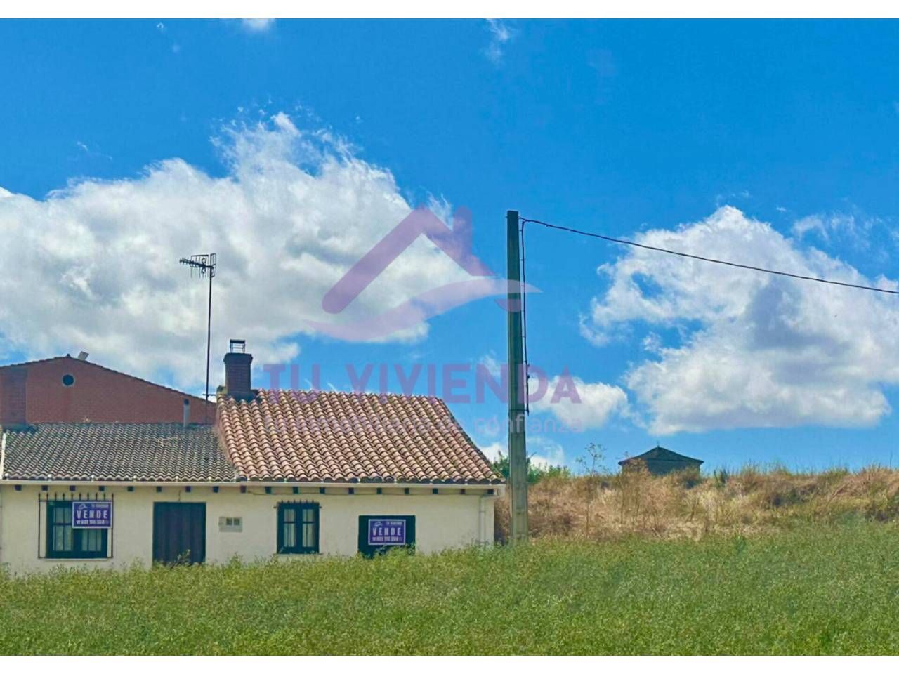 Building for sale in Loma de Ucieza