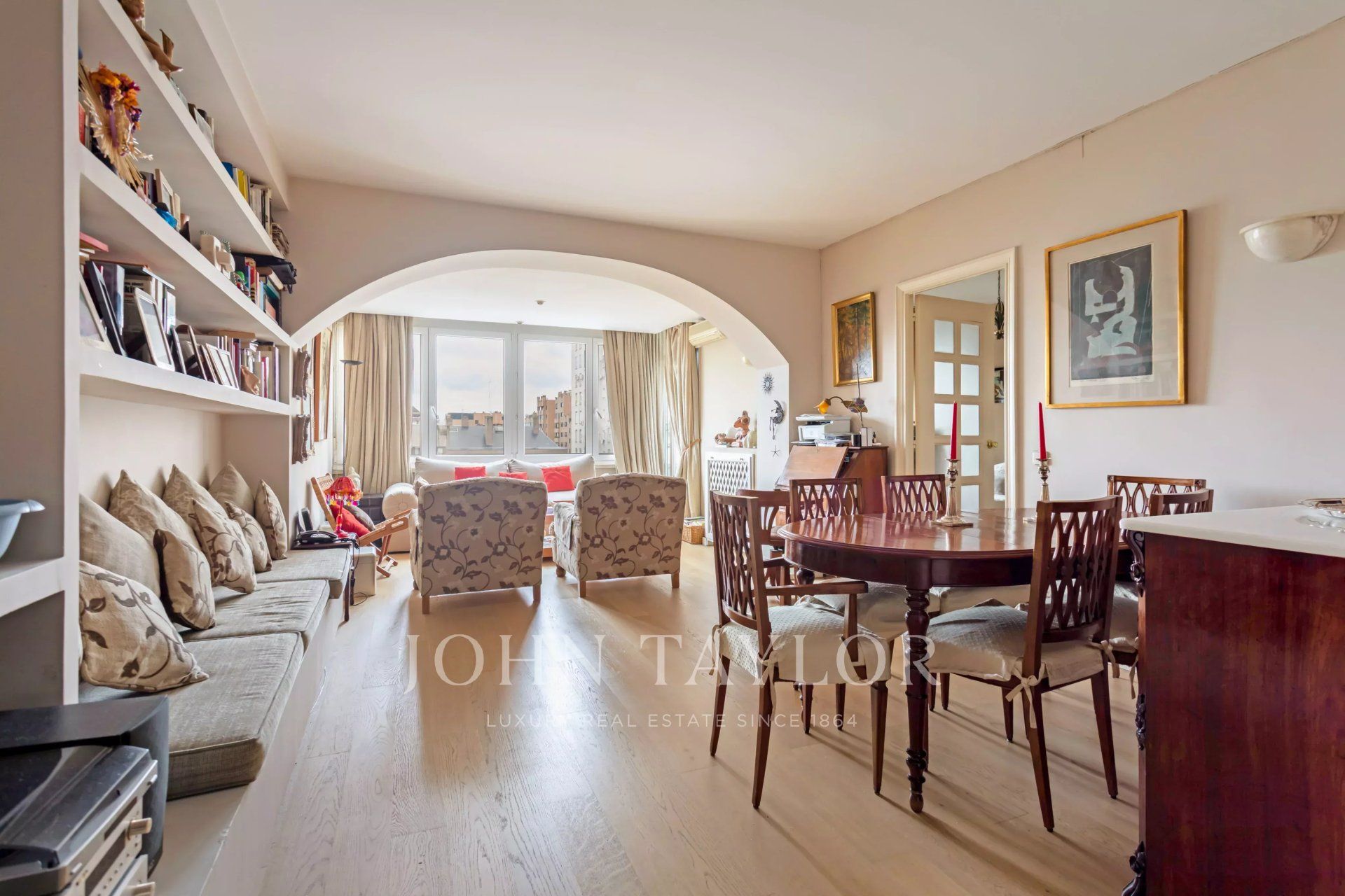 Menjador de Pis en venda en  Madrid Capital amb Aire condicionat, Calefacció i Terrassa