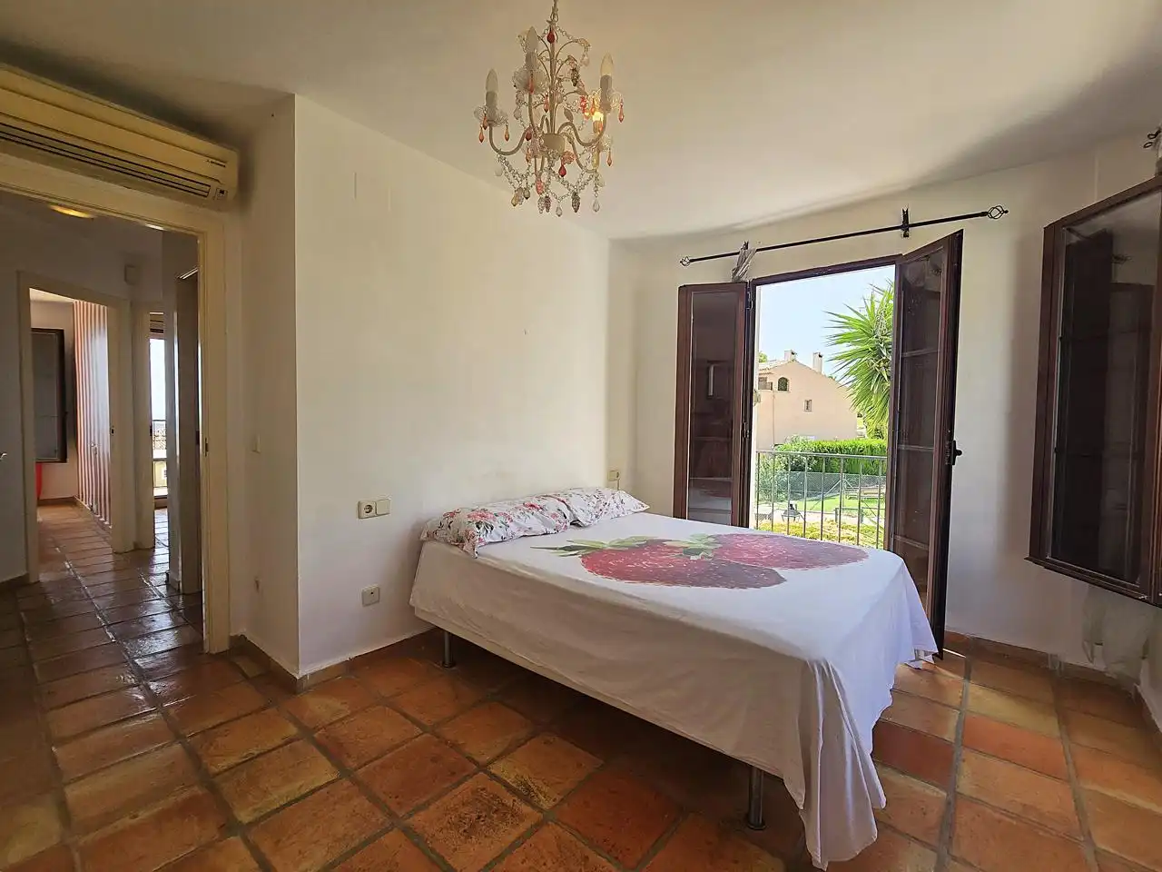 Dormitori de Casa adosada en venda en Finestrat amb Aire condicionat, Jardí privat i Terrassa