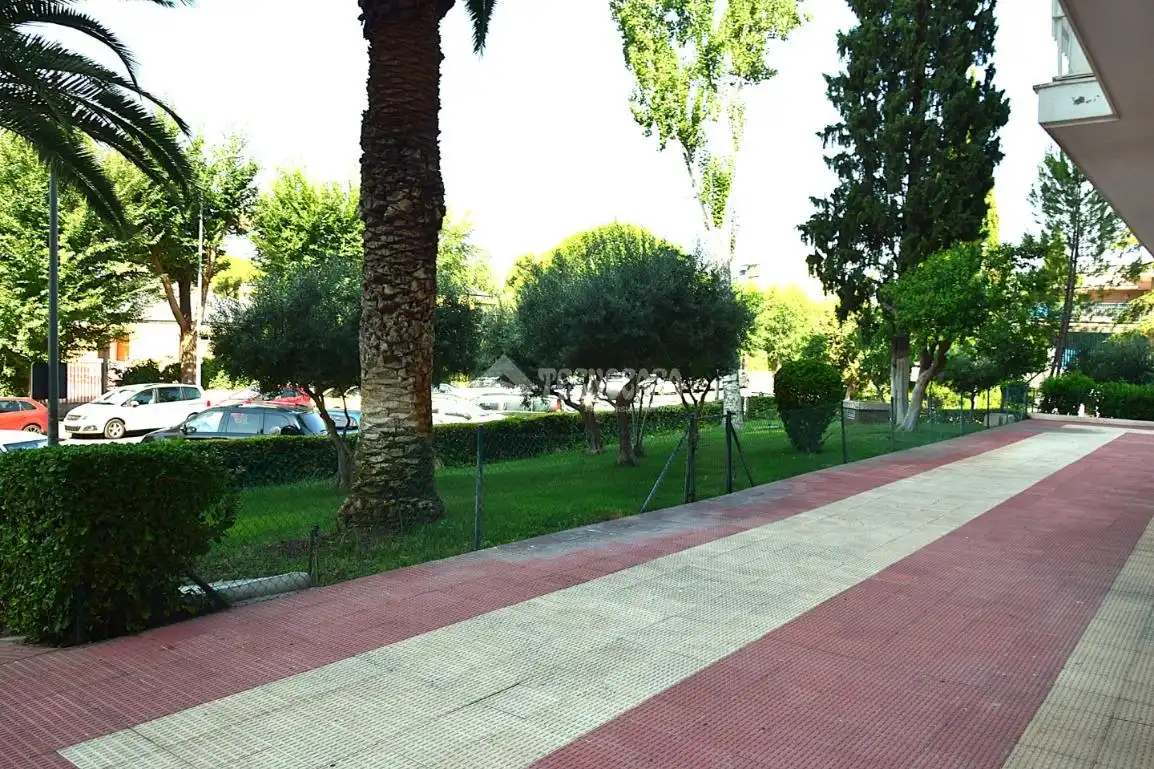 Aparcament de Pis en venda en Torrejón de Ardoz amb Aire condicionat, Calefacció i Parquet