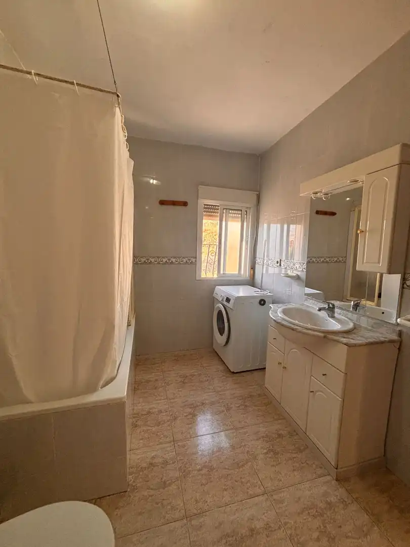 Bathroom of Flat for rent in Taberno